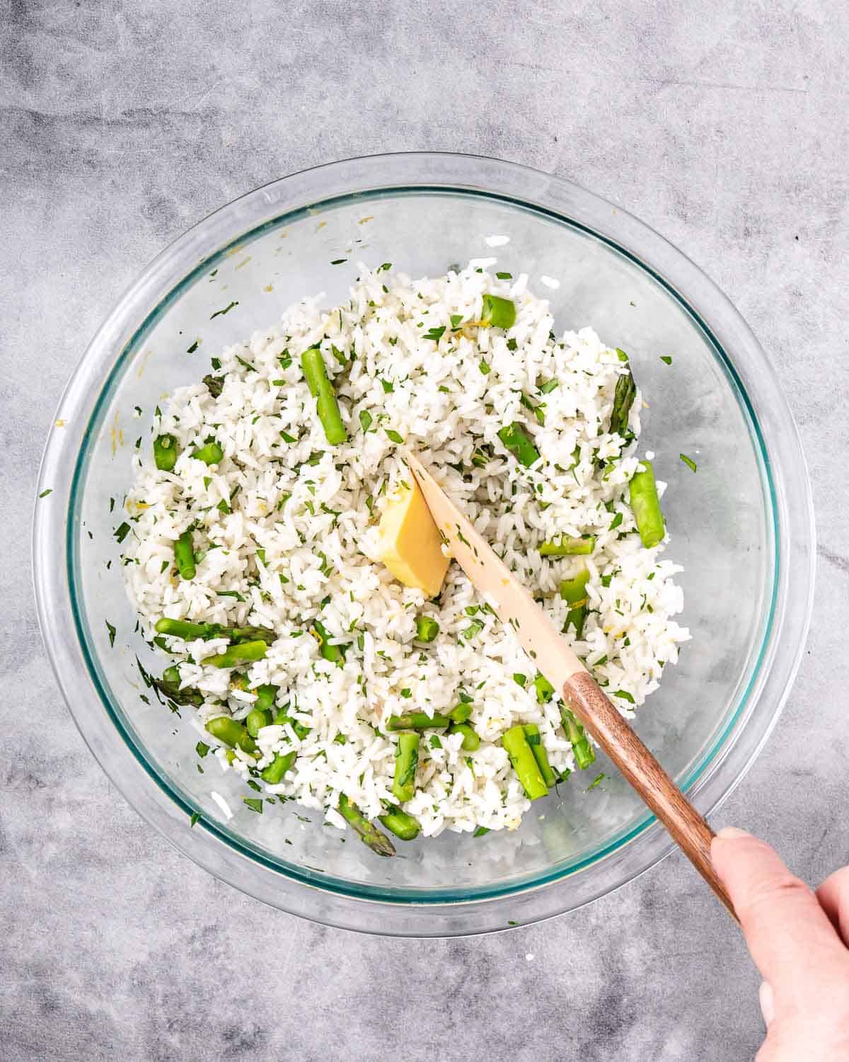 Lemon asparagus rice in a bowl.