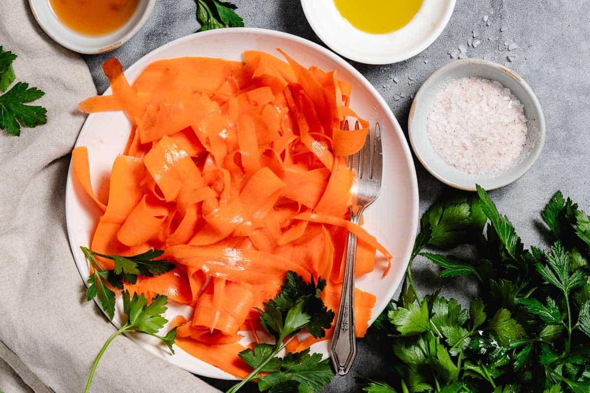Carrot salad with parsley and olive oil and salt.
