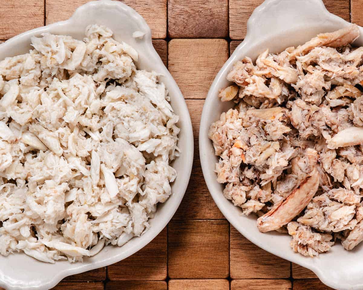Lump crabmeat and darker claw meat displayed side by side.