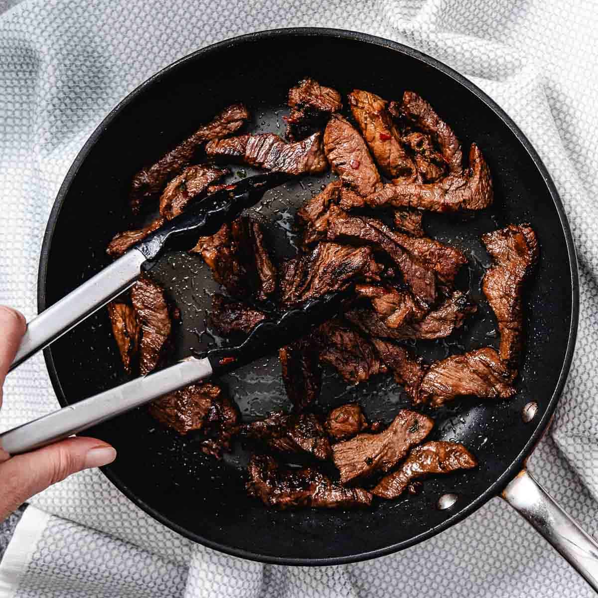 How to Cook Eye of Round Steak in Frying Pan: Easy & Tender Guide