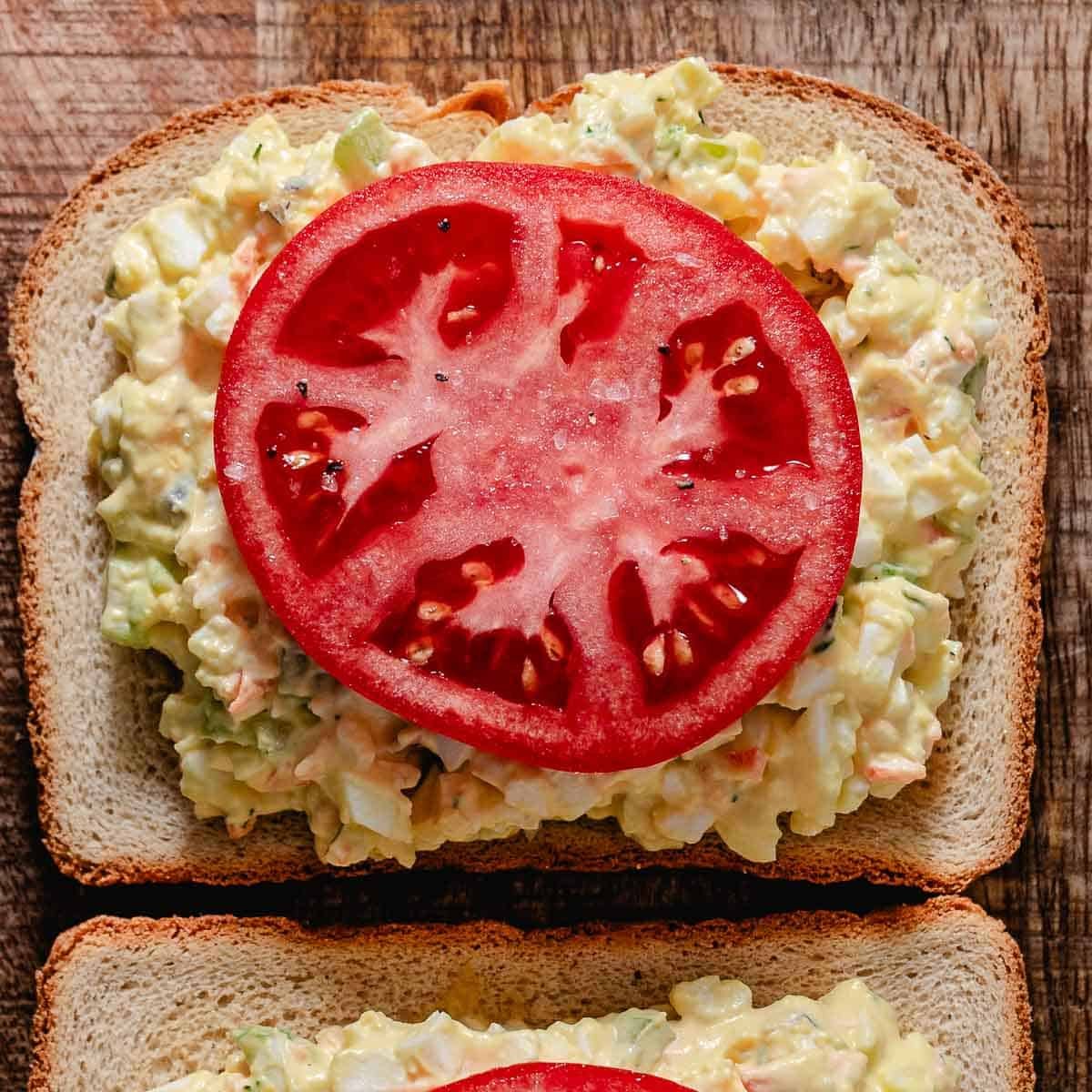 egg salad with tomato