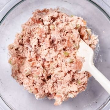 Finished baked salmon salad with smoked salmon mixed until creamy and spreadable.
