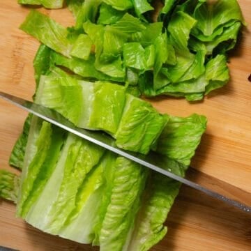 chopping romaine lettuce