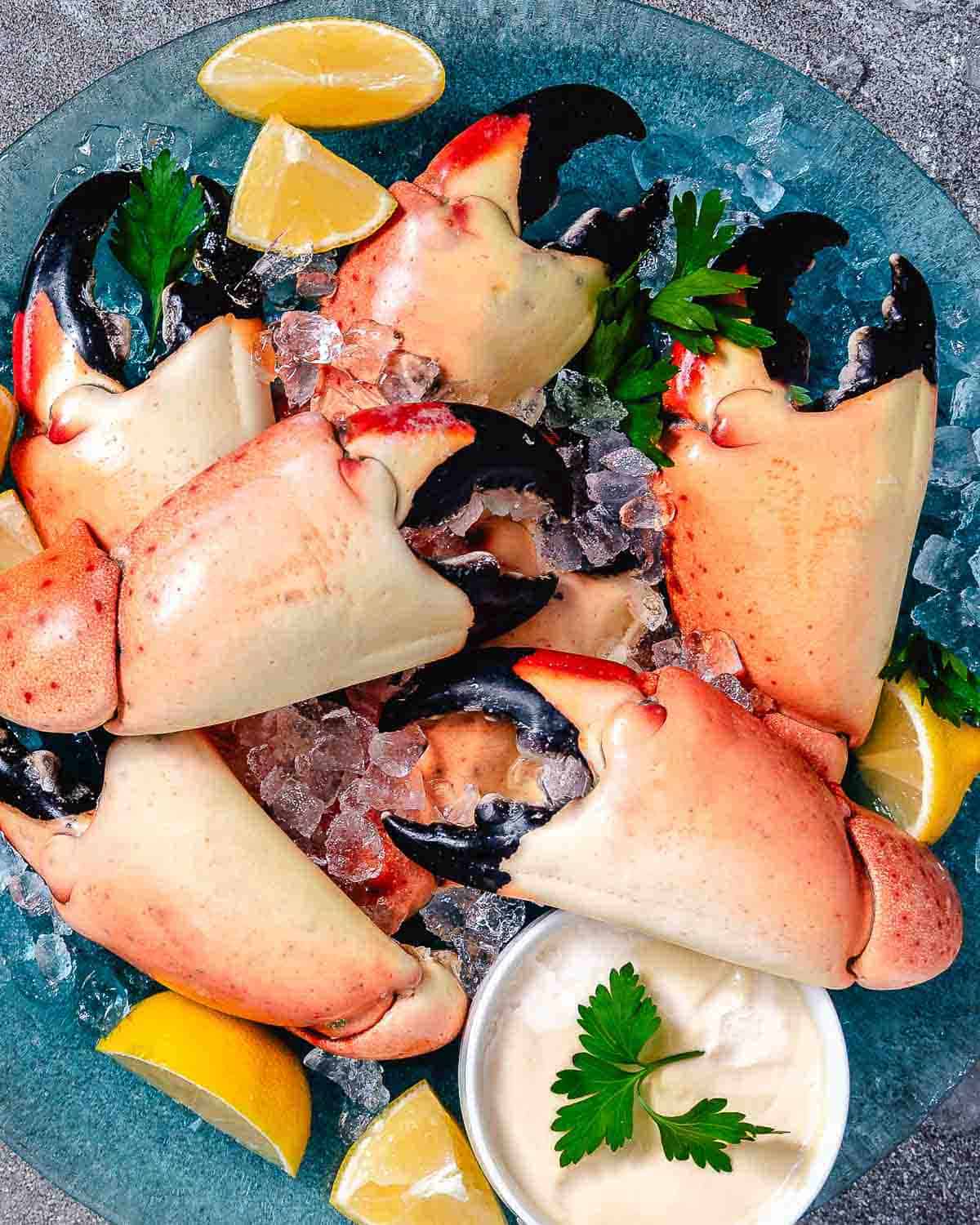 stone crab claws with mustard sauce
