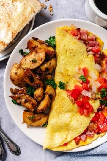 Overhead shot of a diner-style Denver omelet ready to serve.