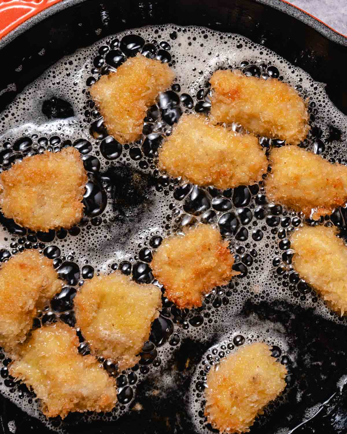 cooking chicken nuggets in hot oil