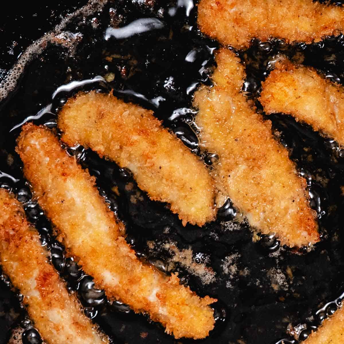frying chicken cutlets in oil